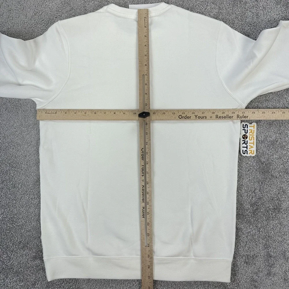 Nike Football Sweatshirt Mens Small White Club Fleece Crew Pullover Graphic